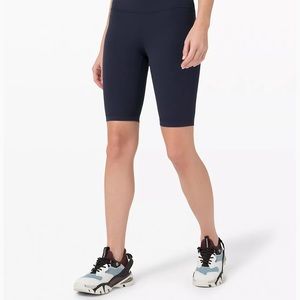 Black Camo Lululemon Align Super High-Rise Short 10’